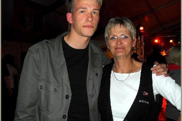 VLUU L200 / Samsung L200