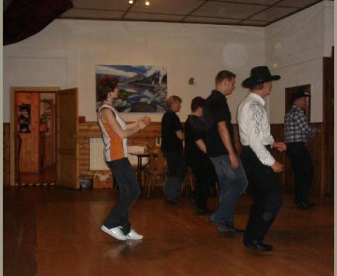 1. Linedance-Workshop-Abend in Windischholzhausen