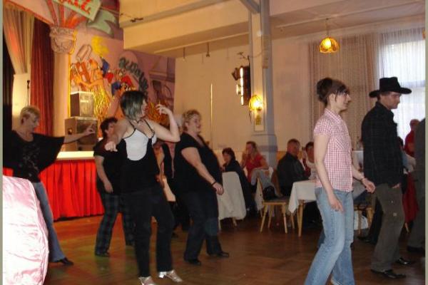 08.05.2010 - Linedance-Frühlingsparty mit DJ Andre im Gasthaus und Hotel Zur Linde