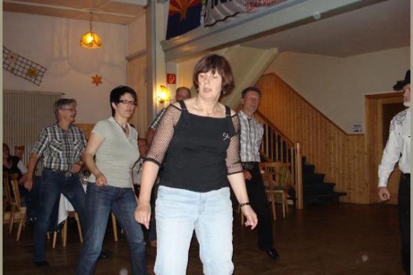 08.05.2010 - Linedance-Frühlingsparty mit DJ Andre im Gasthaus und Hotel Zur Linde