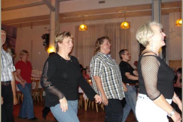 08.05.2010 - Linedance-Frühlingsparty mit DJ Andre im Gasthaus und Hotel Zur Linde