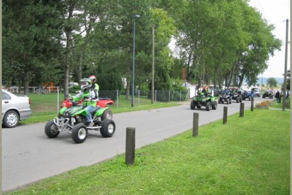 12.-13.08.2011 18. Countryfest des Countryclubs Eastside im Naturschwimmbad Heldrungen mit Liveband Leo Cober