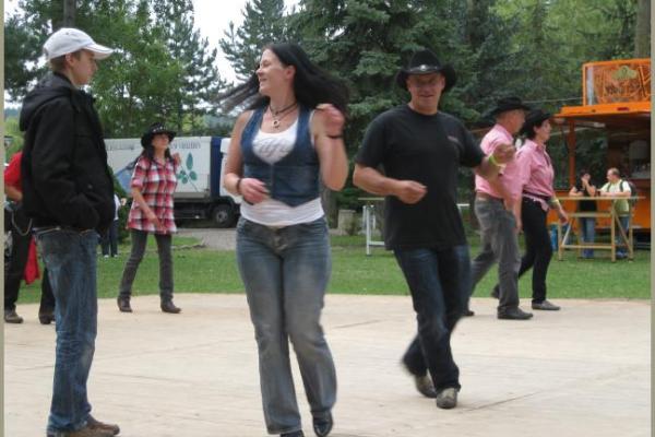 12.-13.08.2011 18. Countryfest des Countryclubs Eastside im Naturschwimmbad Heldrungen mit Liveband Leo Cober