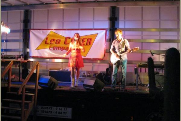 12.-13.08.2011 18. Countryfest des Countryclubs Eastside im Naturschwimmbad Heldrungen mit Liveband Leo Cober