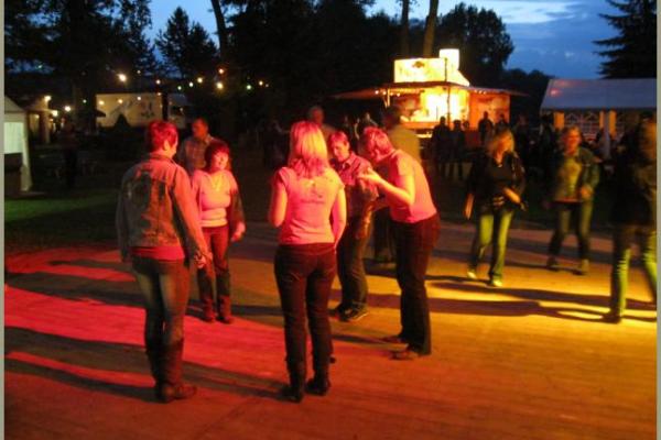 12.-13.08.2011 18. Countryfest des Countryclubs Eastside im Naturschwimmbad Heldrungen mit Liveband Leo Cober
