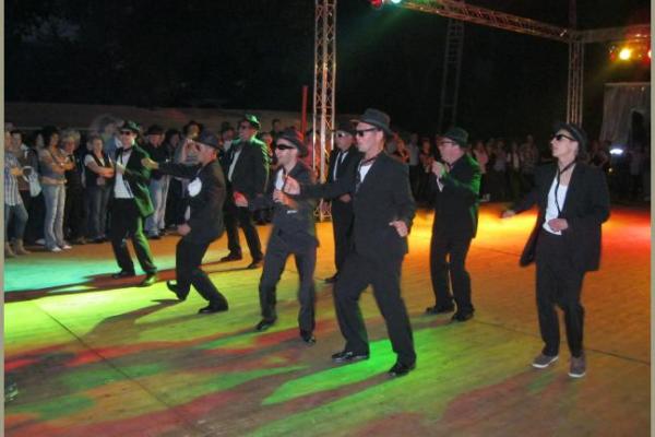 12.-13.08.2011 18. Countryfest des Countryclubs Eastside im Naturschwimmbad Heldrungen mit Liveband Leo Cober