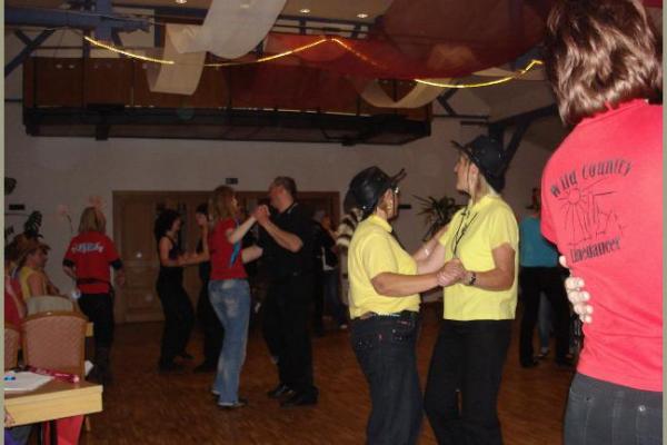 Frühsommerparty mit Countryman Rainer am 15.05.2010 im Bürgerhaus in Großengottern