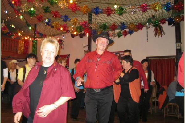 Linedance-Party der Dancing Badgers anlasslich des 6. Jahrestages mit DJ K.-D.