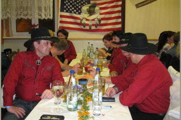 Linedance-Party der Dancing Badgers anlasslich des 6. Jahrestages mit DJ K.-D.