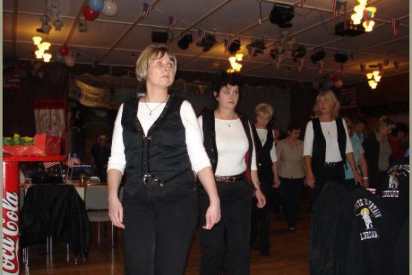 26.03.2010 - 5. Line-Dance Party der Sparkle Devils mit Dirk Osterloh