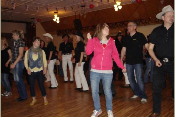 26.03.2010 - 5. Line-Dance Party der Sparkle Devils mit Dirk Osterloh