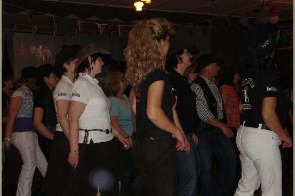 26.03.2010 - 5. Line-Dance Party der Sparkle Devils mit Dirk Osterloh